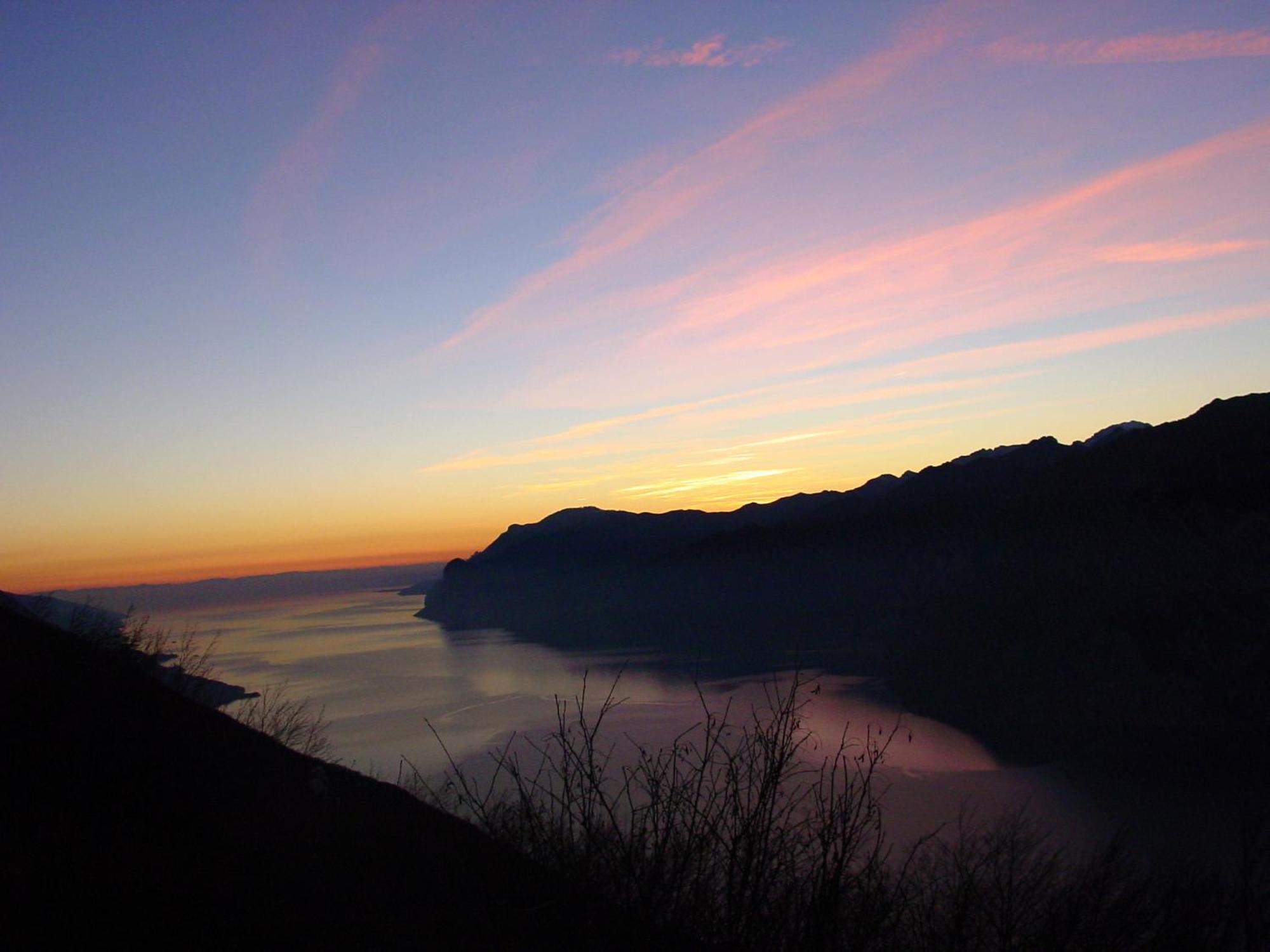 Hotel Garni Villa Magnolia Torbole Sul Garda Exterior foto